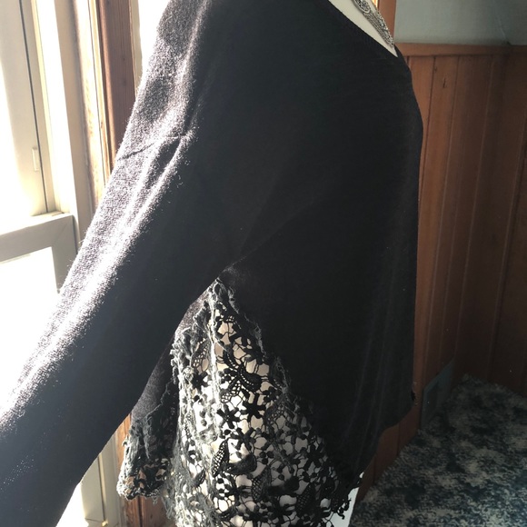 Vintage Havana Boutique Top! - Picture 3 of 7